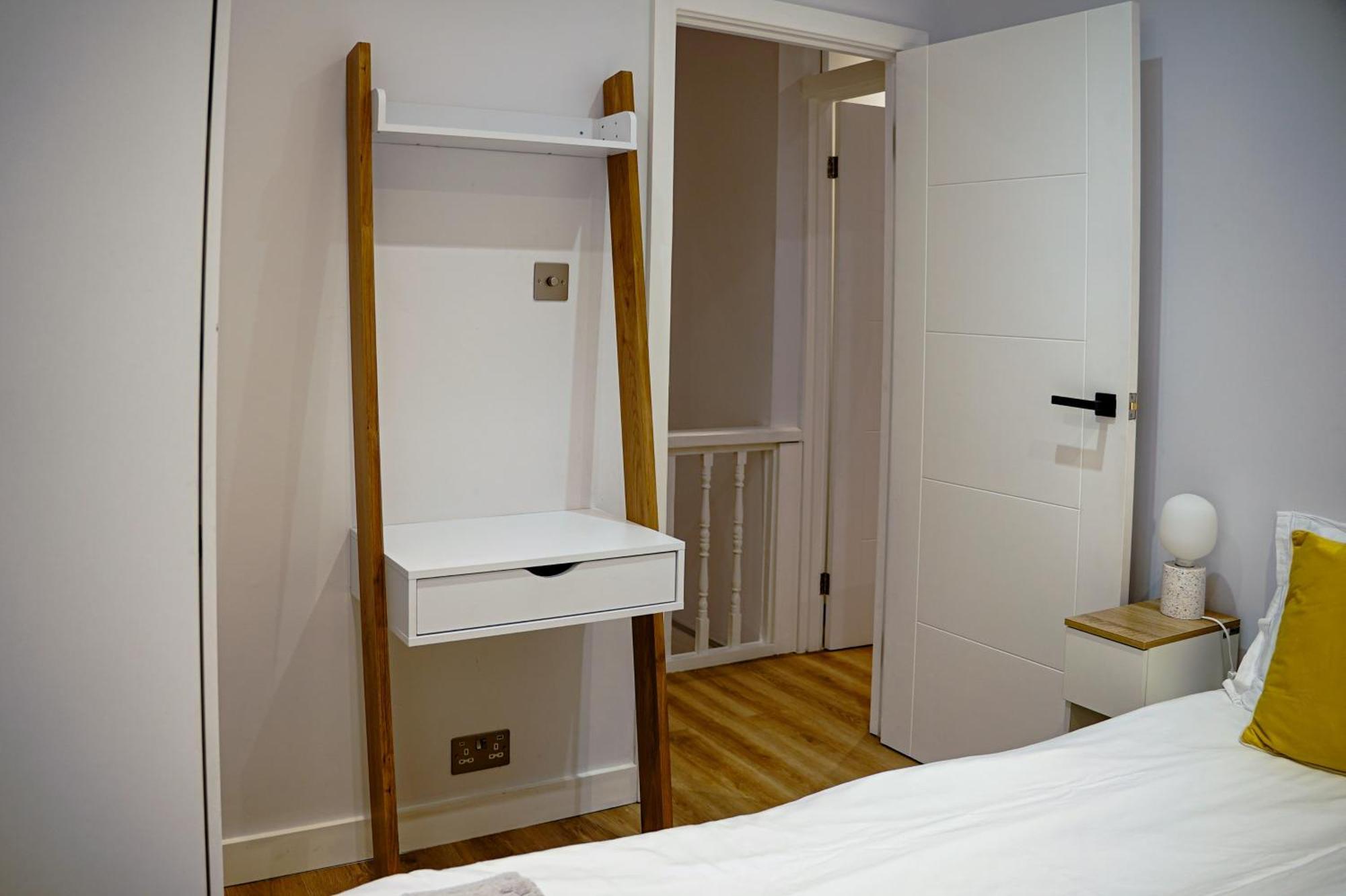 Modern 2 Bedroom Flat 20 Minutes From Oxford Street Appartamento *